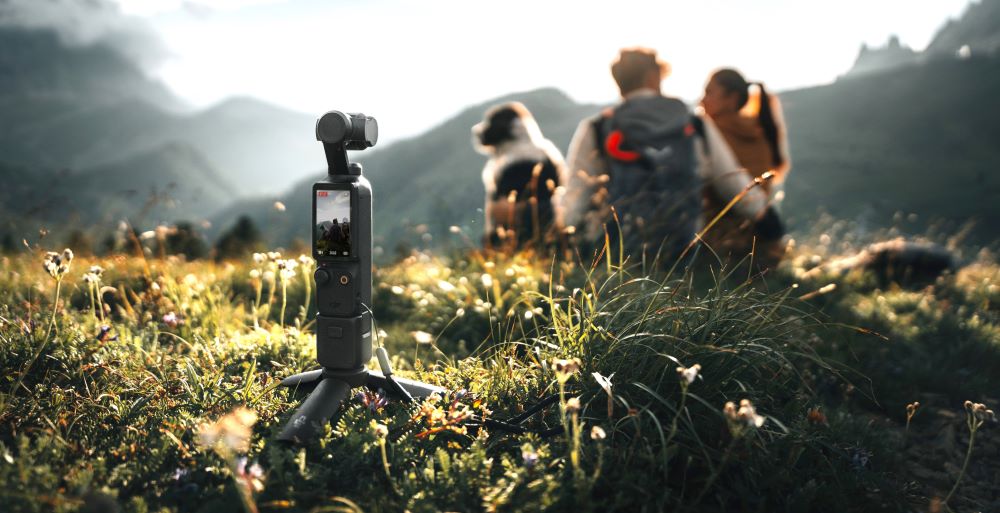 DJI OSMO Pocket 3 camera filming family event