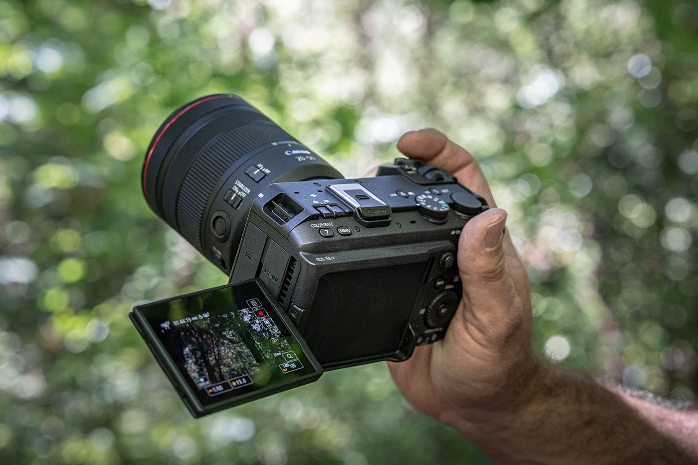 Gareth holding the V series body and new lens