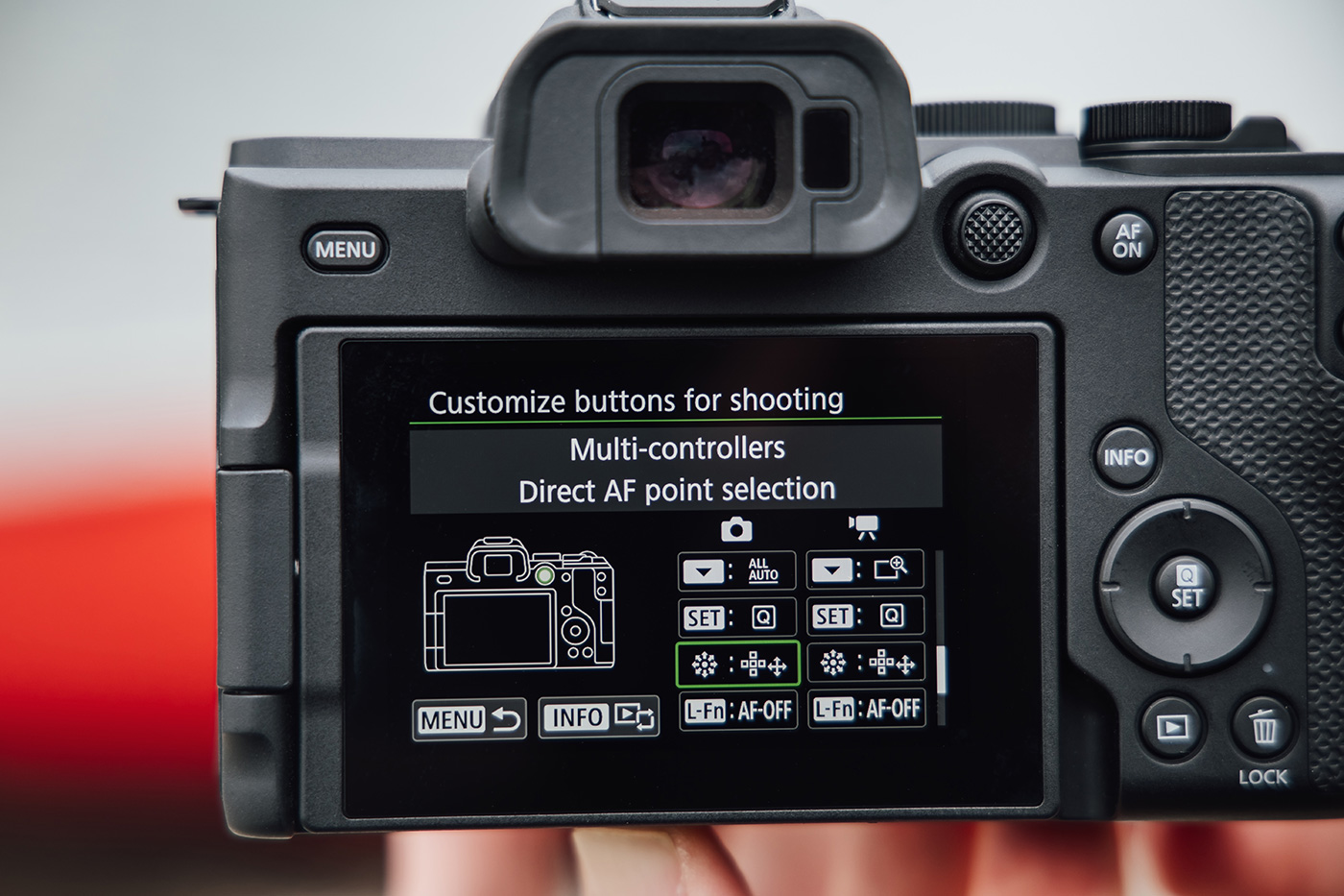 Customising the AF point with the controller