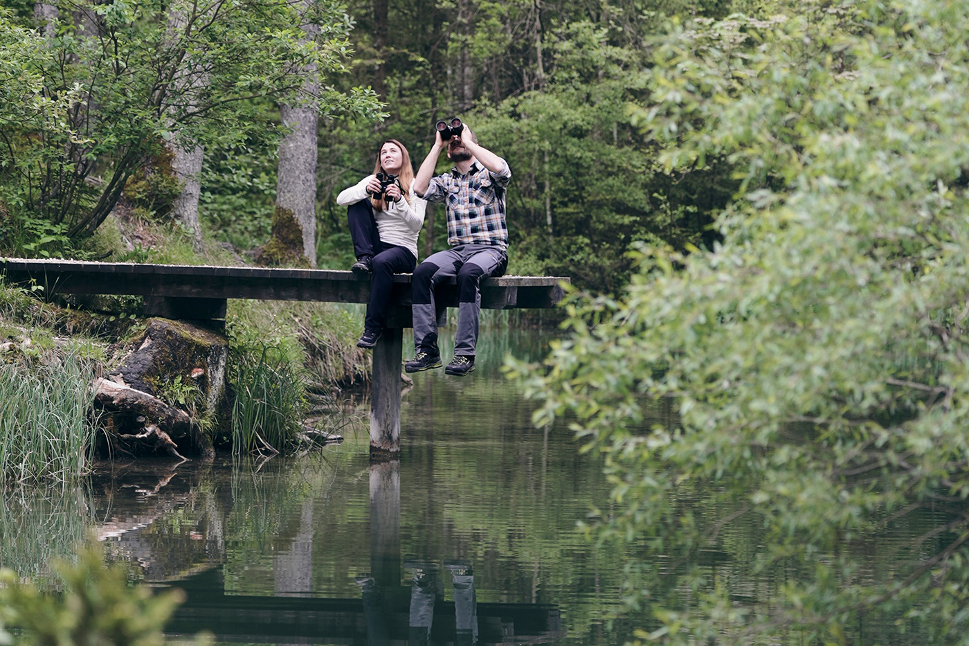 Sitting on a bridge viewing nature, lifestyle from ZEISS