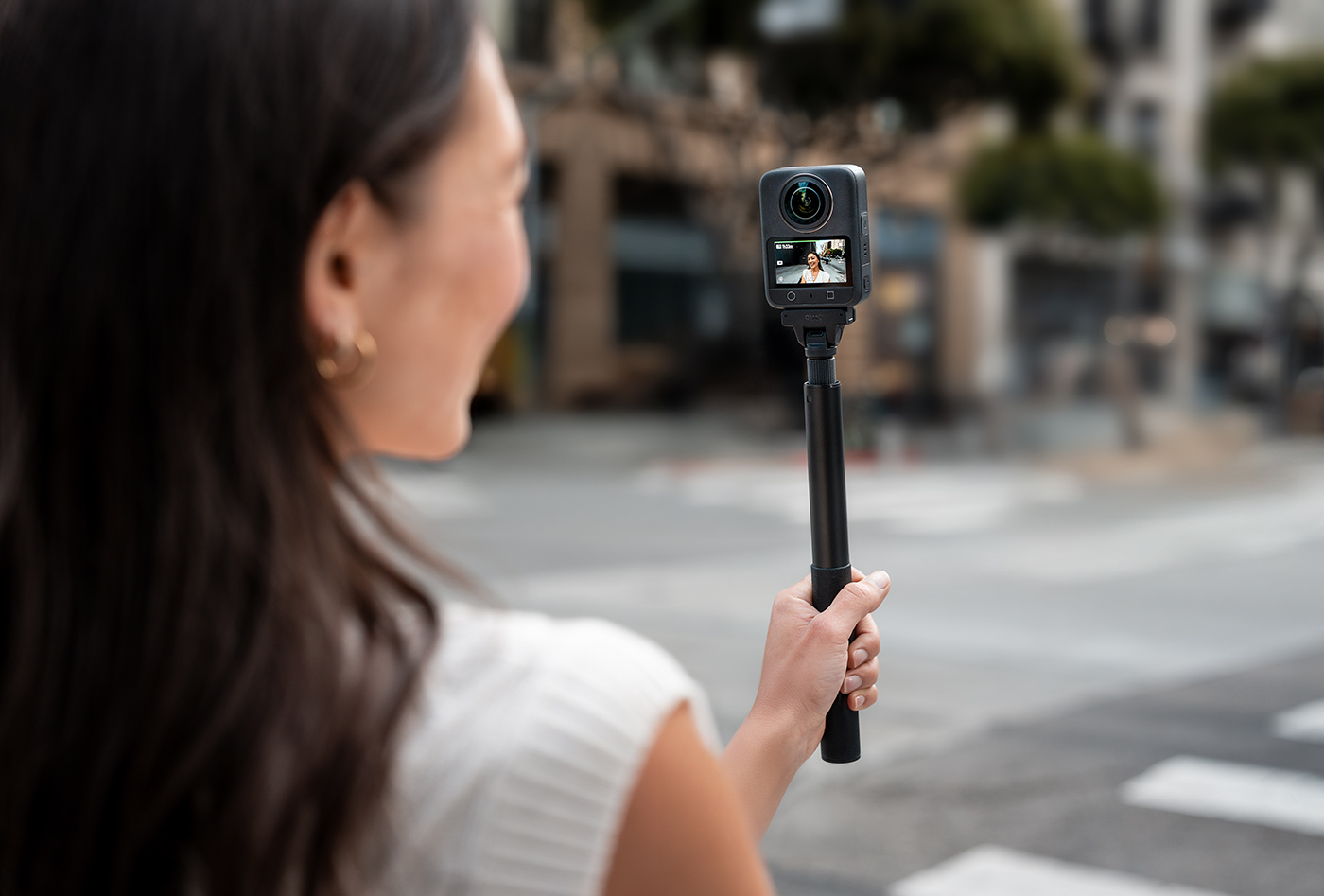 Capturing selfie style content in the city