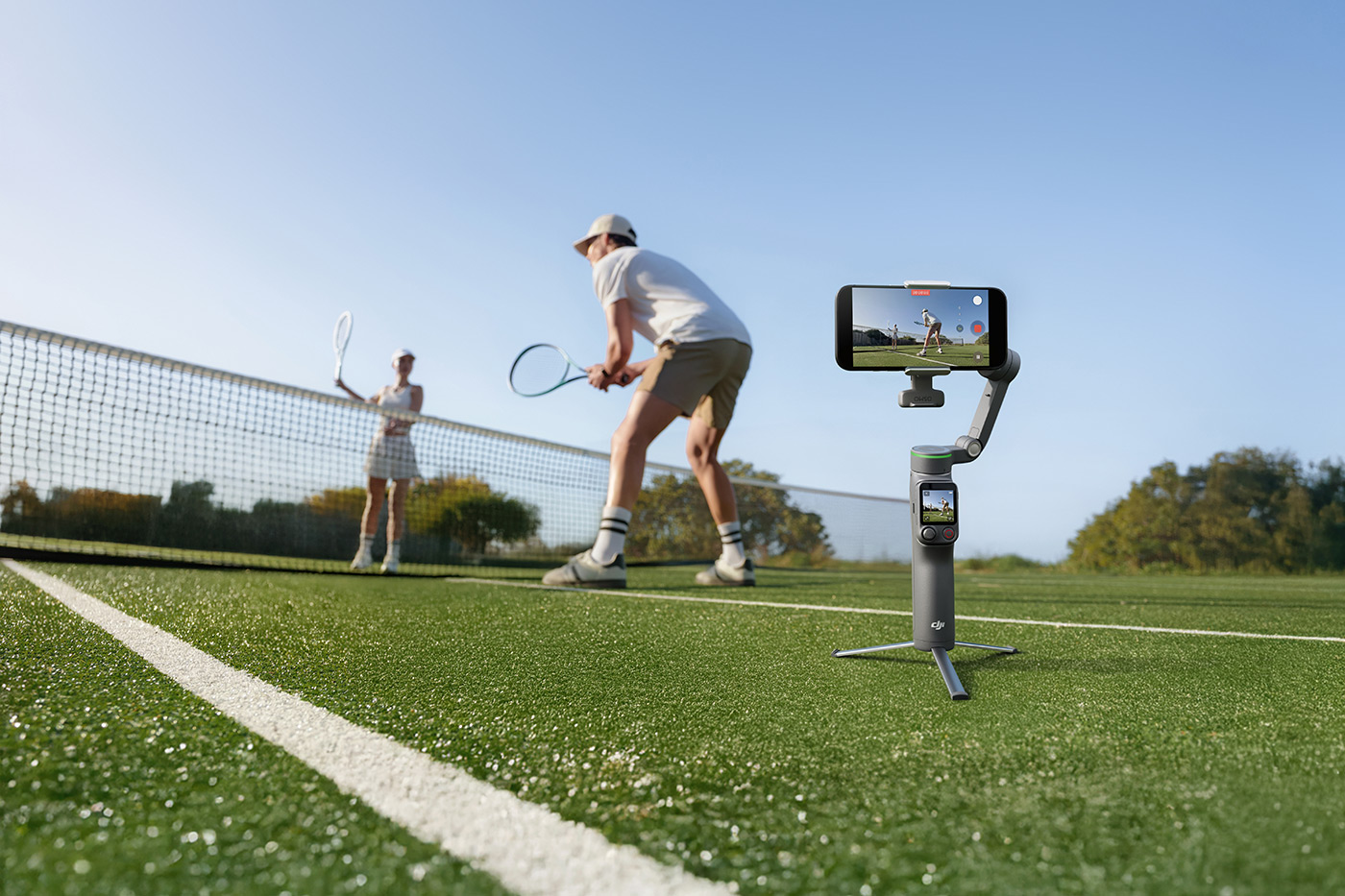 Using hte built in tripod to track tennis