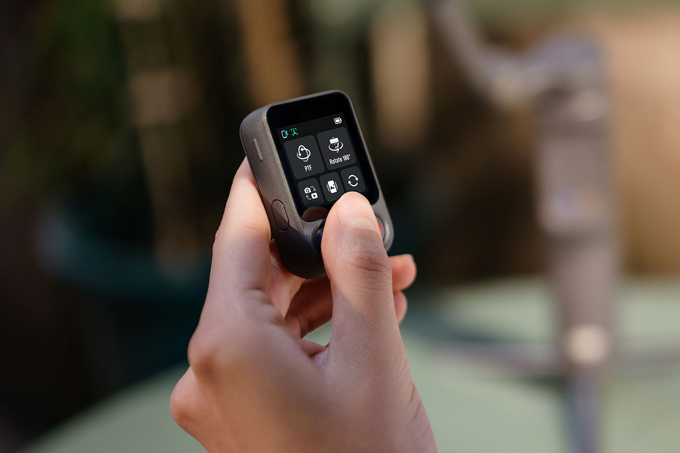 Close-up showing controls on new detachable Osmo FrameTap