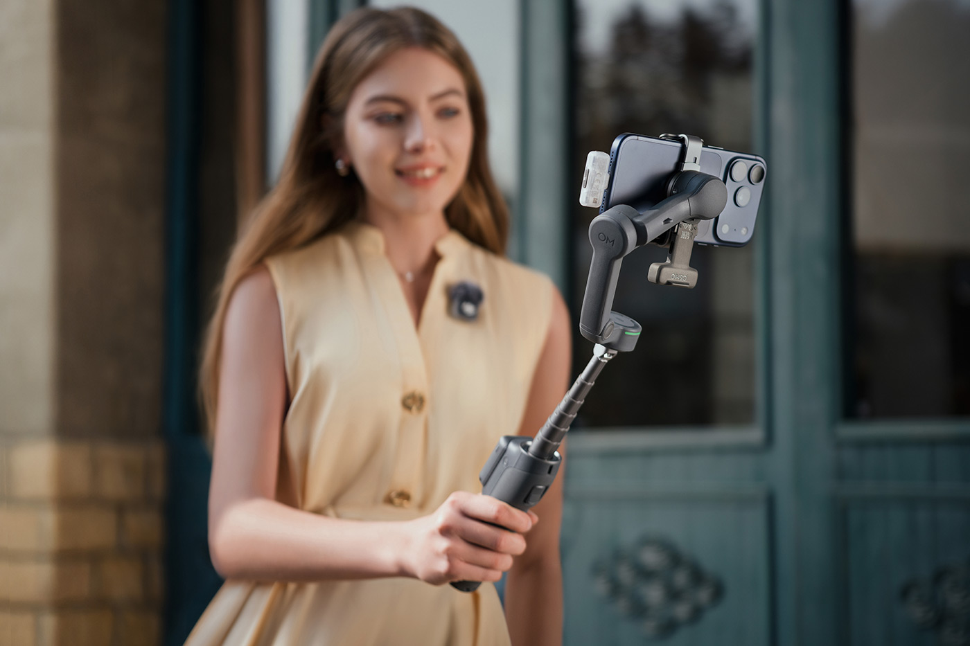 Vlogging with DJI Osmo Mobile 8P Creator Combo which includes Mic Mini 2
