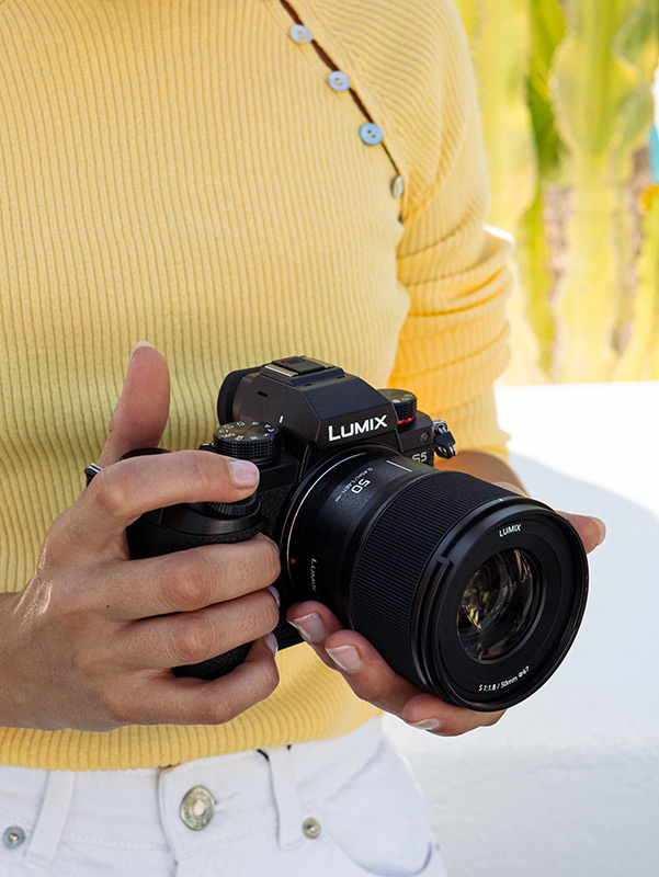Panasonic Lumix 50mm full frame L mount lens