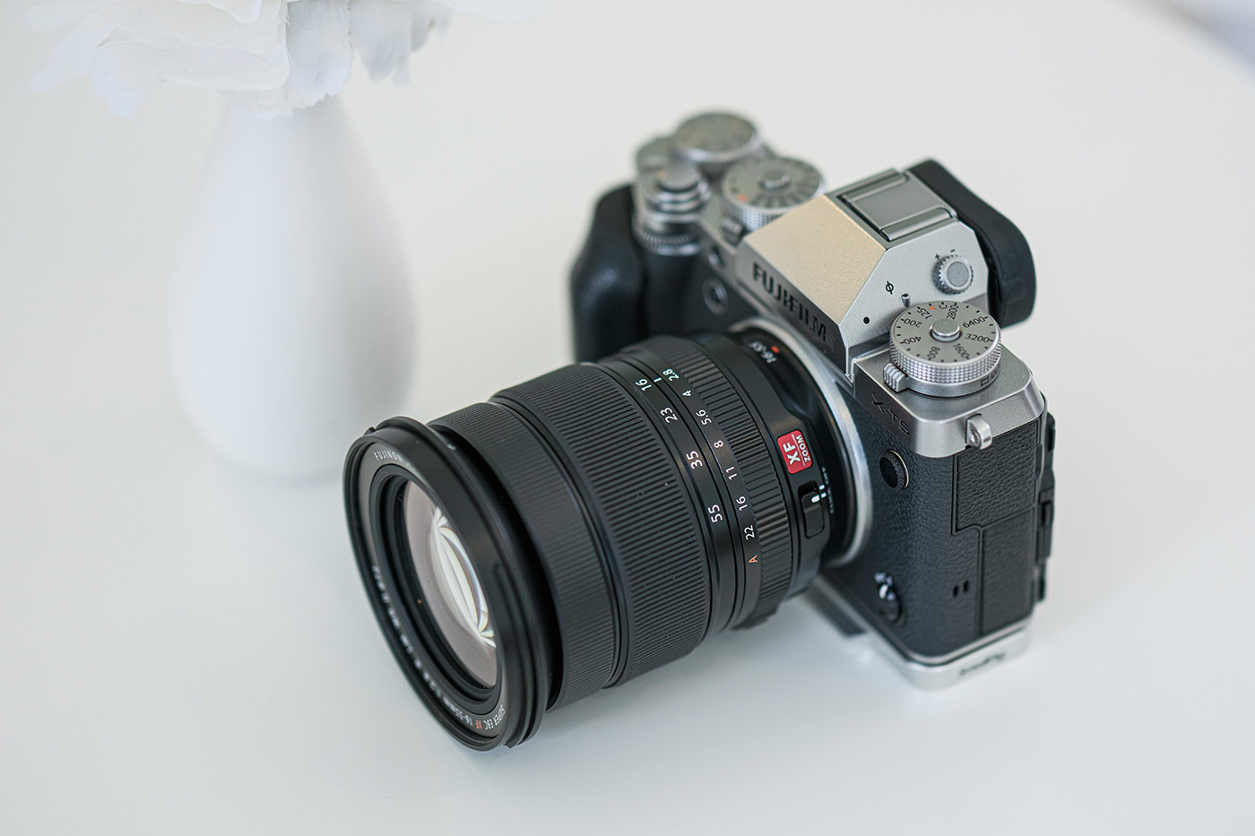 Fujifilm XF 16-55mm II mounted to X-T5 body