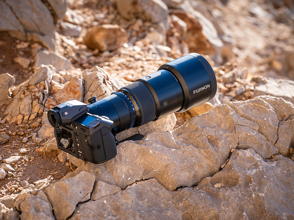 Lens doubles the focal range ofr GFX cameras