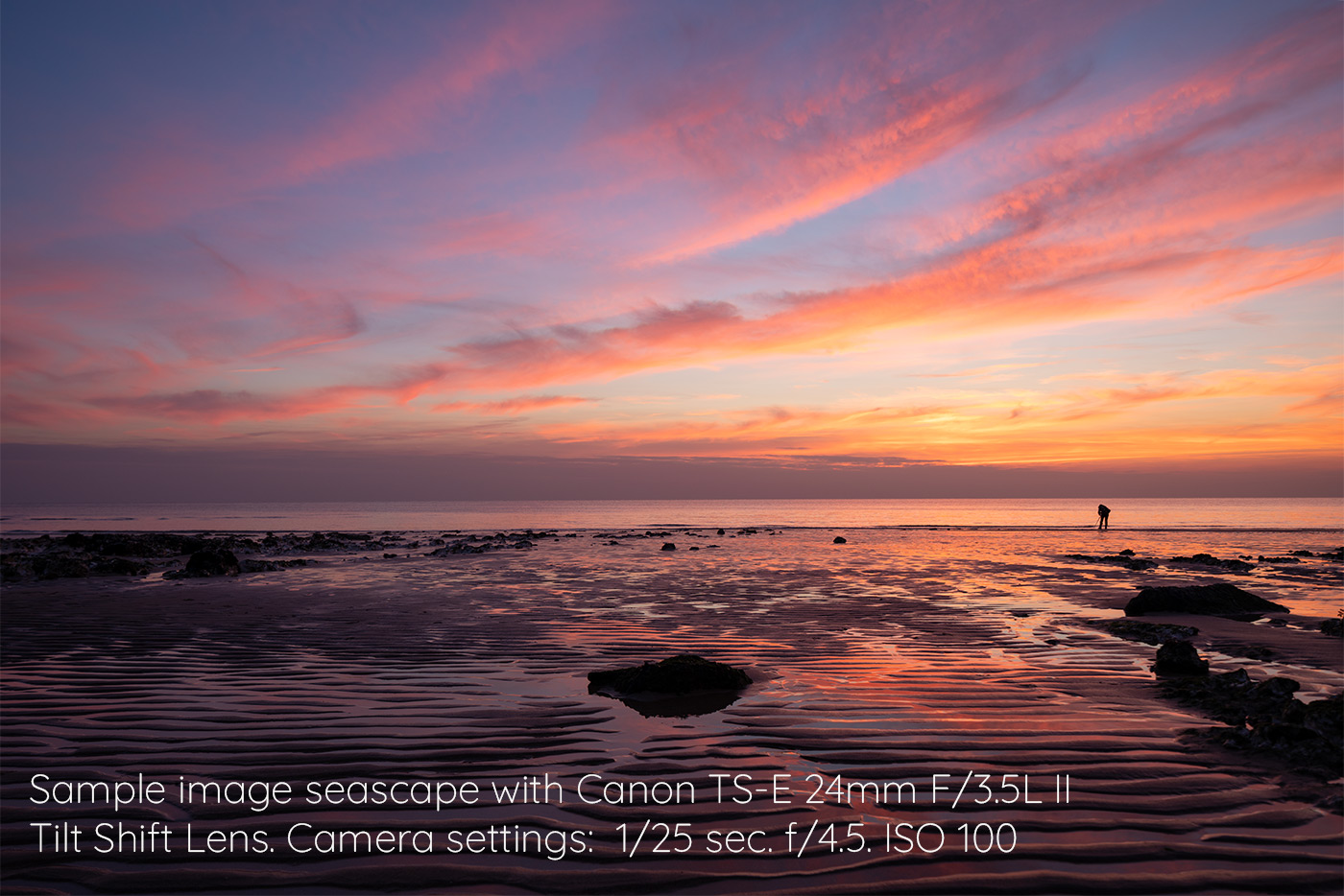 Example of tilt shift deep depth of field on beach scene by Nick Dautlich