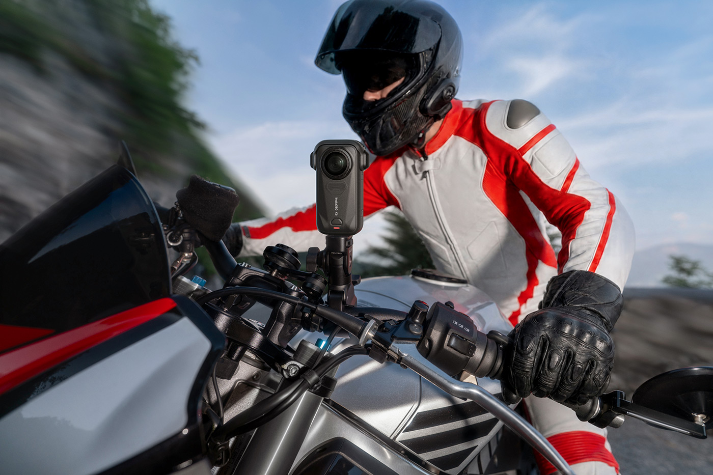 Motorbike mounted action cam