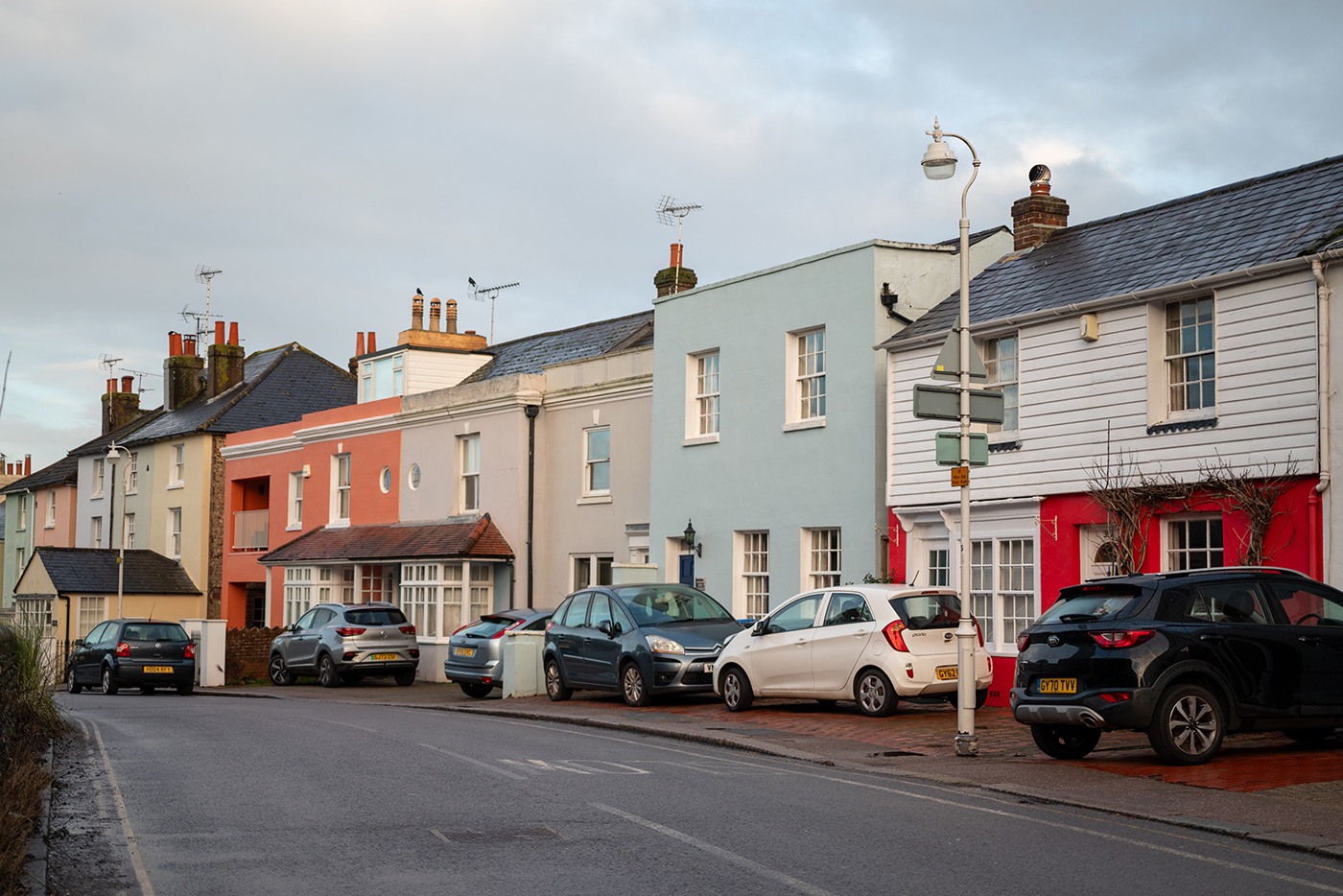 Sample 08 Nikon Z MC 50mm f/2.8 Macro Street with Nikon Z5. Camera settings: 1/200 sec. f/3.5. ISO 110