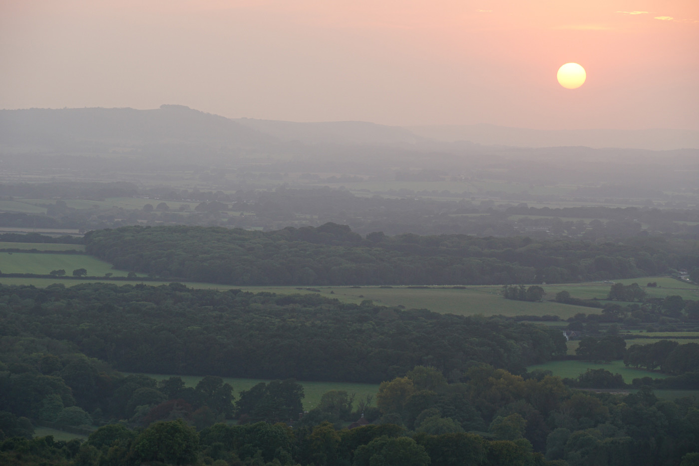 Sample image 10 landscape  (Tripod mounted). Captured with E 18-135mm f/3.5-5.6 OSS lens at 101mm. Camera settings: 1/20 sec. f/8. ISO 100.