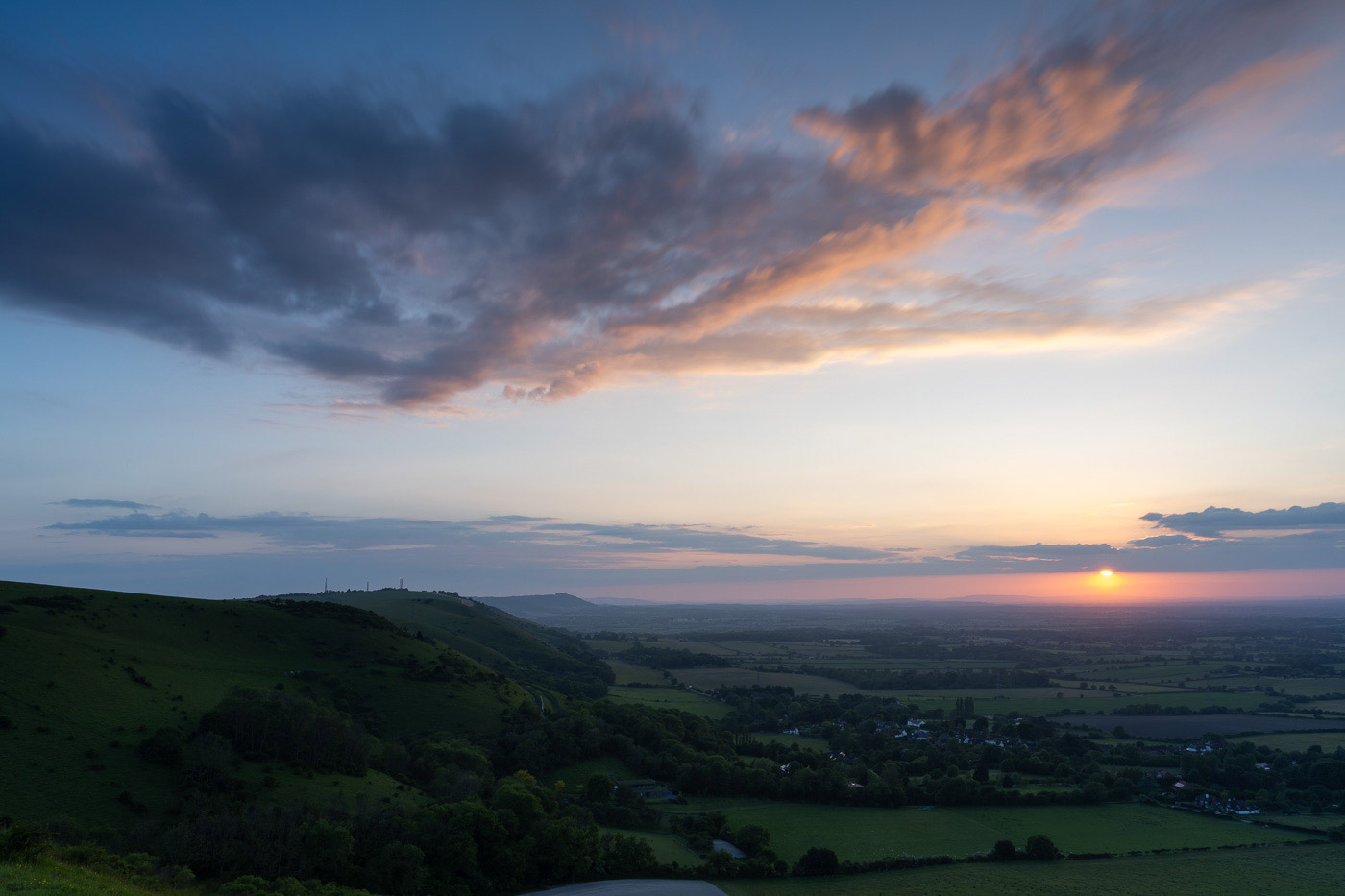 Sample image blurred clouds during sunset