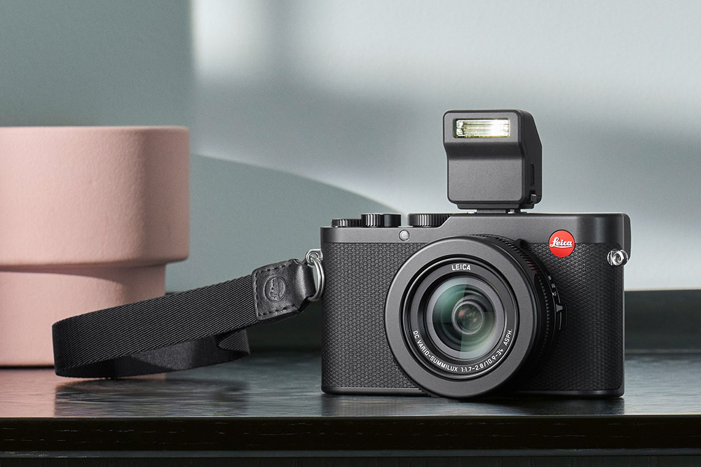Oh so stylish compact camera with redesign