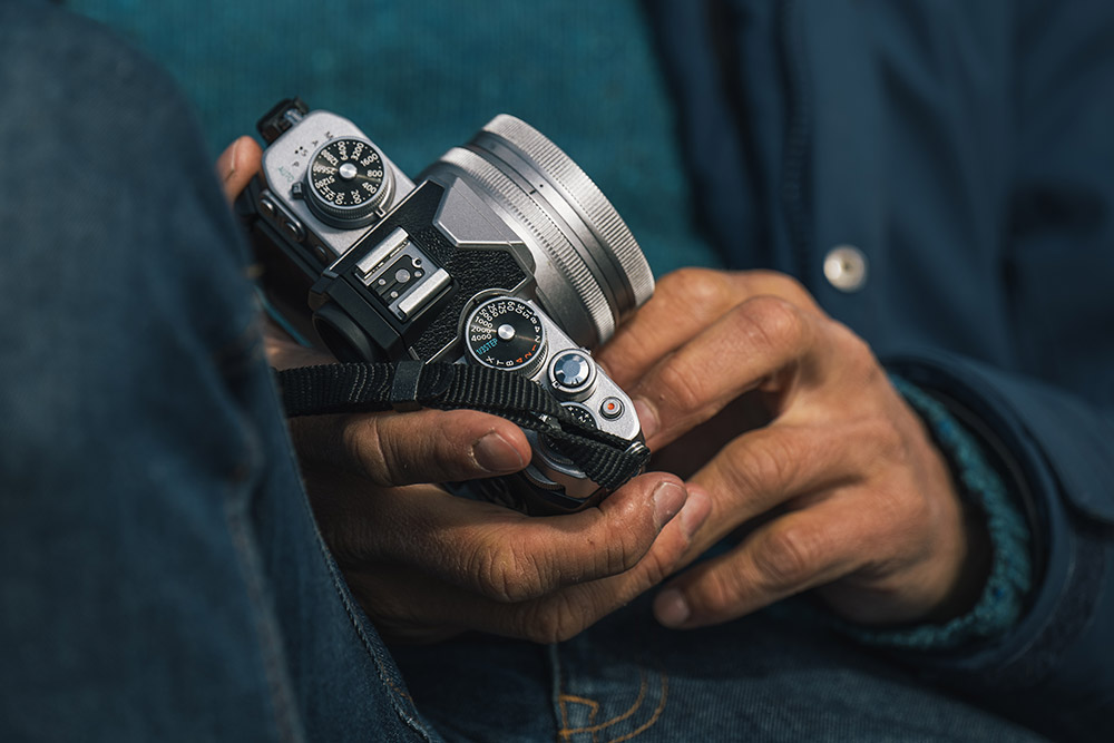 A practical sized DX fiormat body