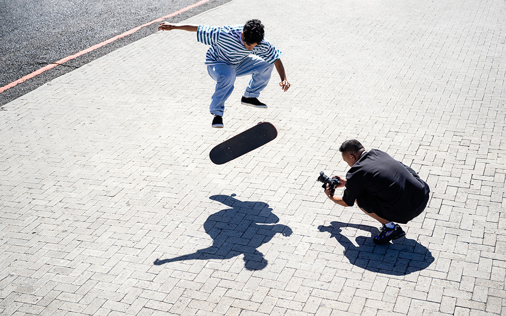 Captruing image of skater with Z6 iii camera