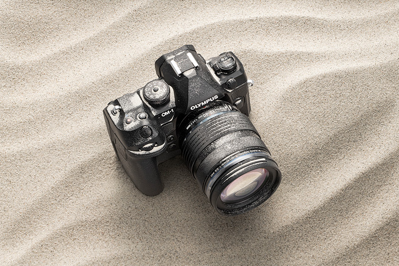 Sand and dust are no match for the OM-1 sealing