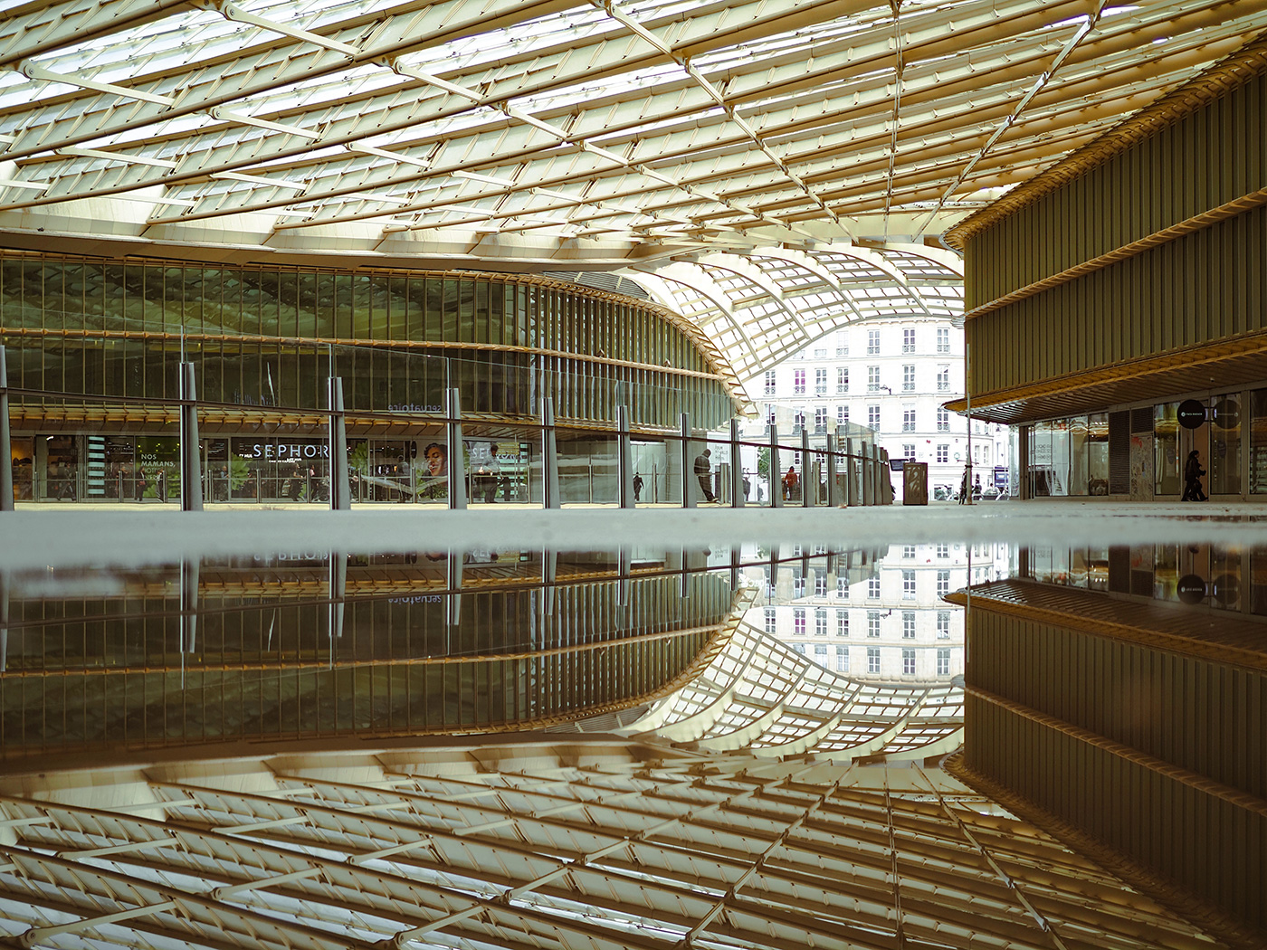 Sample 01 © Gerard Trang. No EXIF data