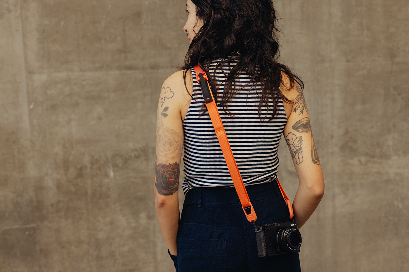 Leash strap in IBIS