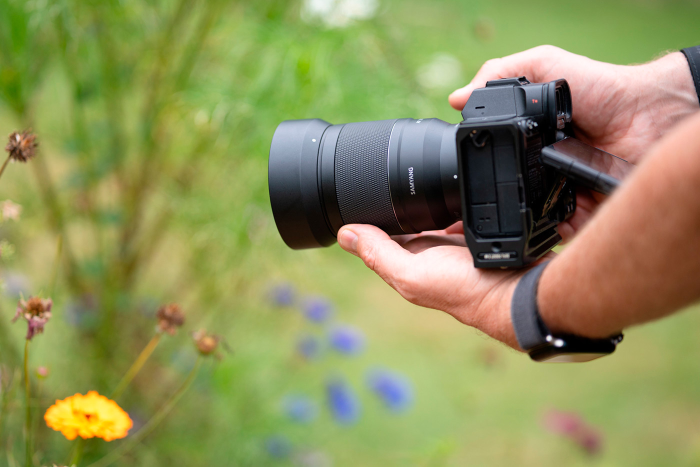 The new 35mm Samyang lens for Sony on the A7R V camera