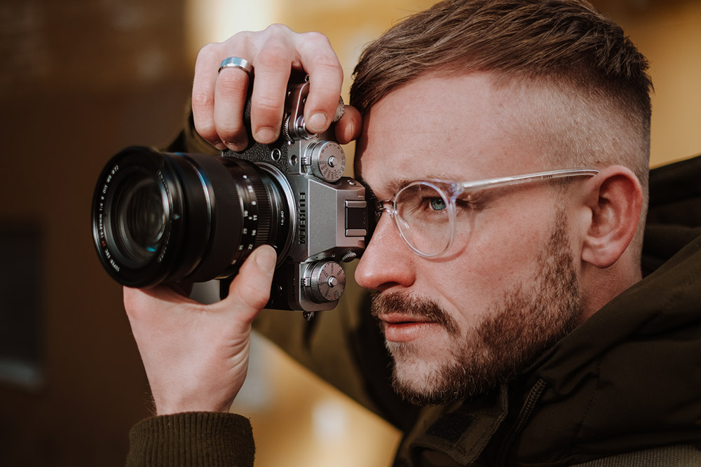 Shooting handheld with the Fujifilm X-T4