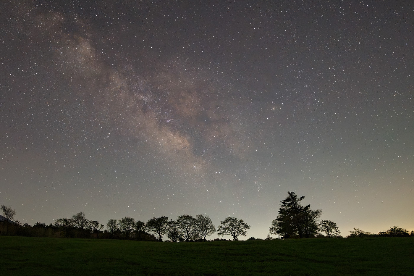 12mm Sample 01 ©Masami Tanaka. Camera settings: 8.0 sec. f/1.4. ISO 6400