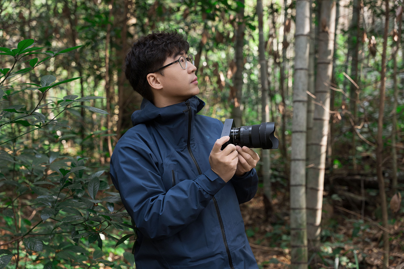 Photographer Du Li Chao with 35mm f/1.4 DG II Art