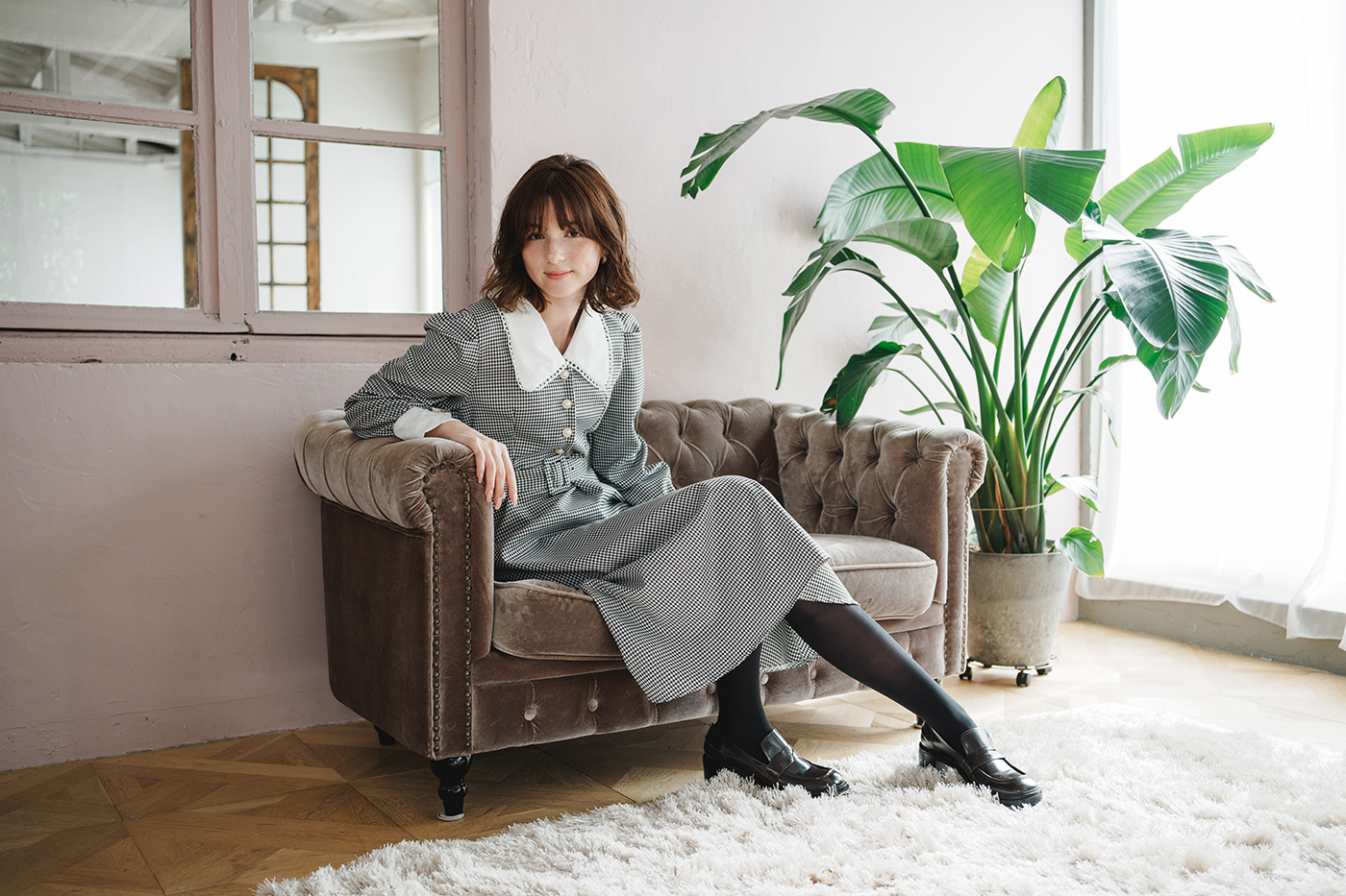 Sample portrait full body on location