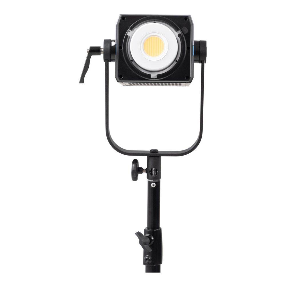 Nanlite FC-300B 350W 2700K-6500K LED Spotlight 37340 lux@1m Nanlite FC-300B 350W 2700K-6500K LED Spotlight 37340 lux@1m