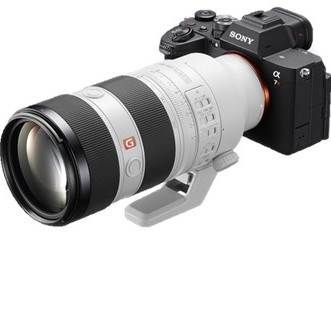 Sony a7R V Mirrorless Camera with 70-200mm f/2.8 GM II Lens