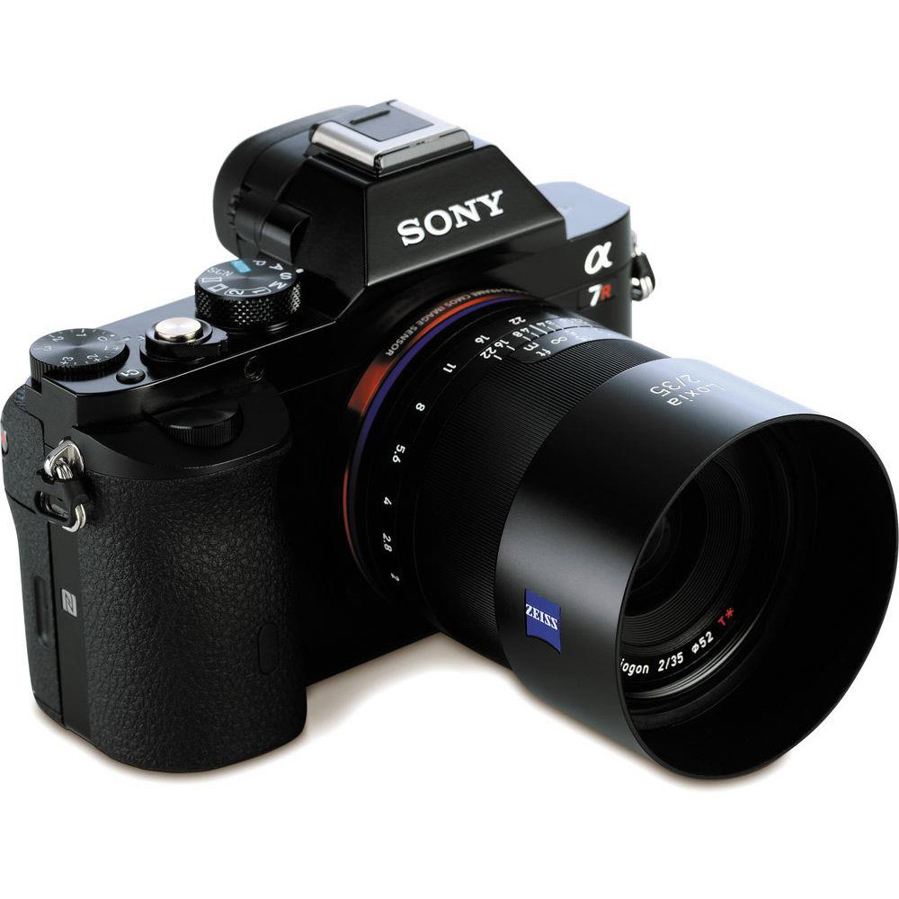 Zeiss Loxia 35mm f/2 Biogon T* Lens Sony E | Park Cameras