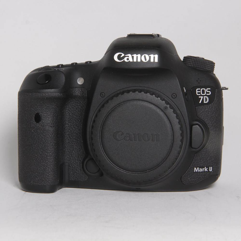 元の価格CanonEOS 7Dmark2 デジタルカメラ