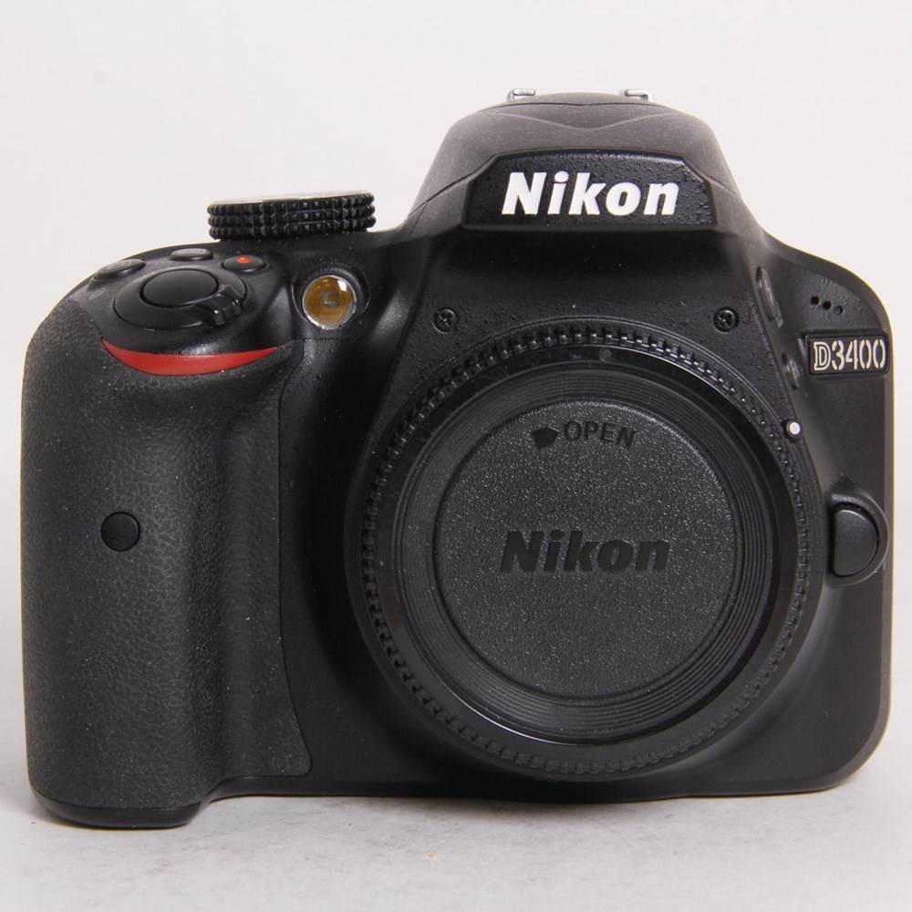 nikon d3400 body used
