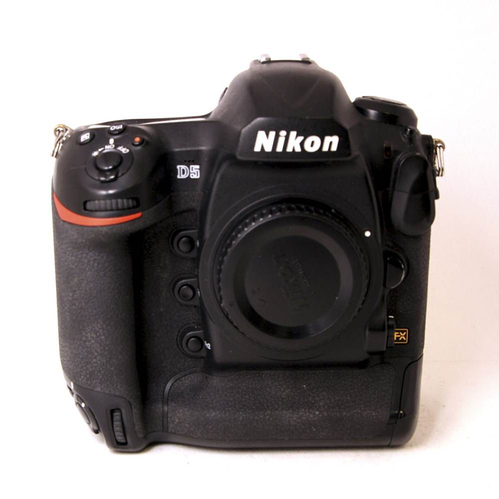 Used Nikon D5 (xqd) 