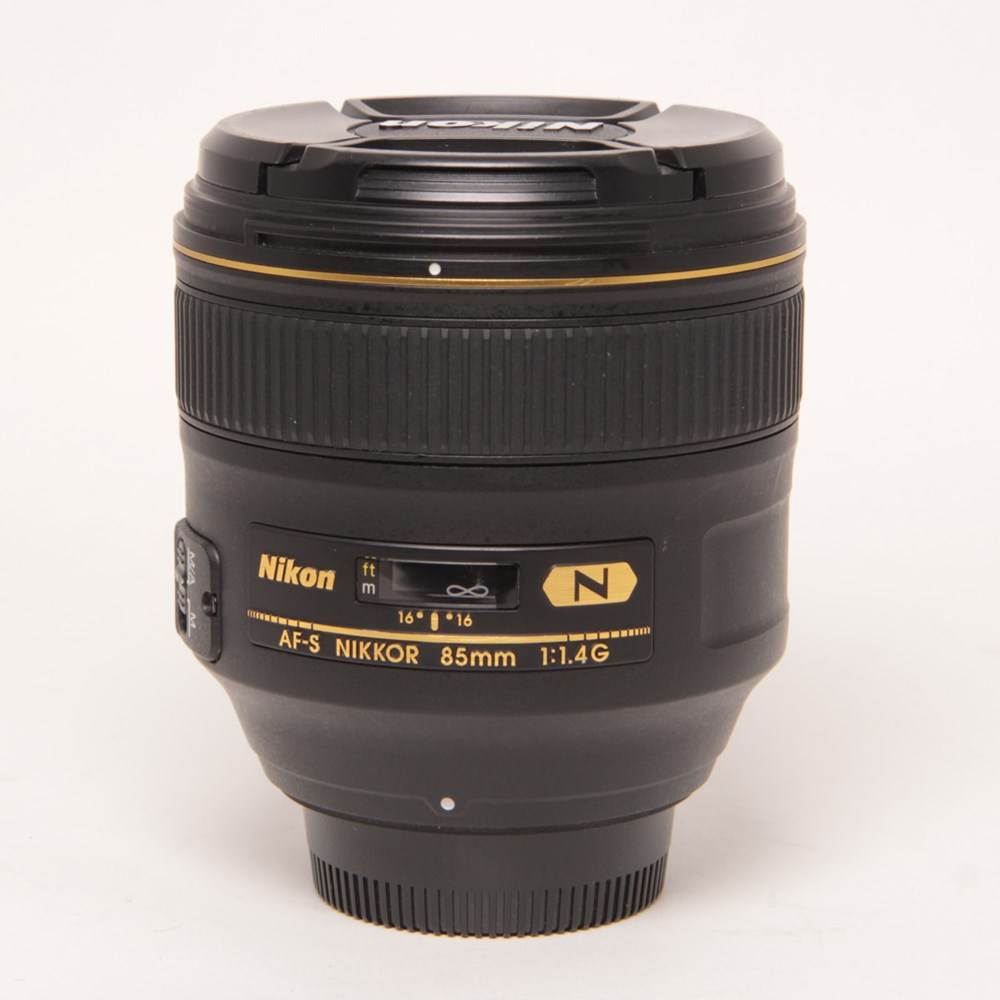 refurbished nikon 85mm 1.4 g