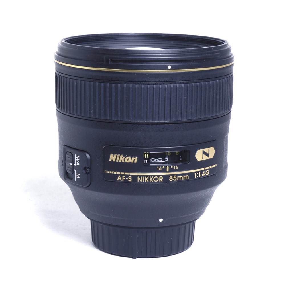 85mm 1.4 used