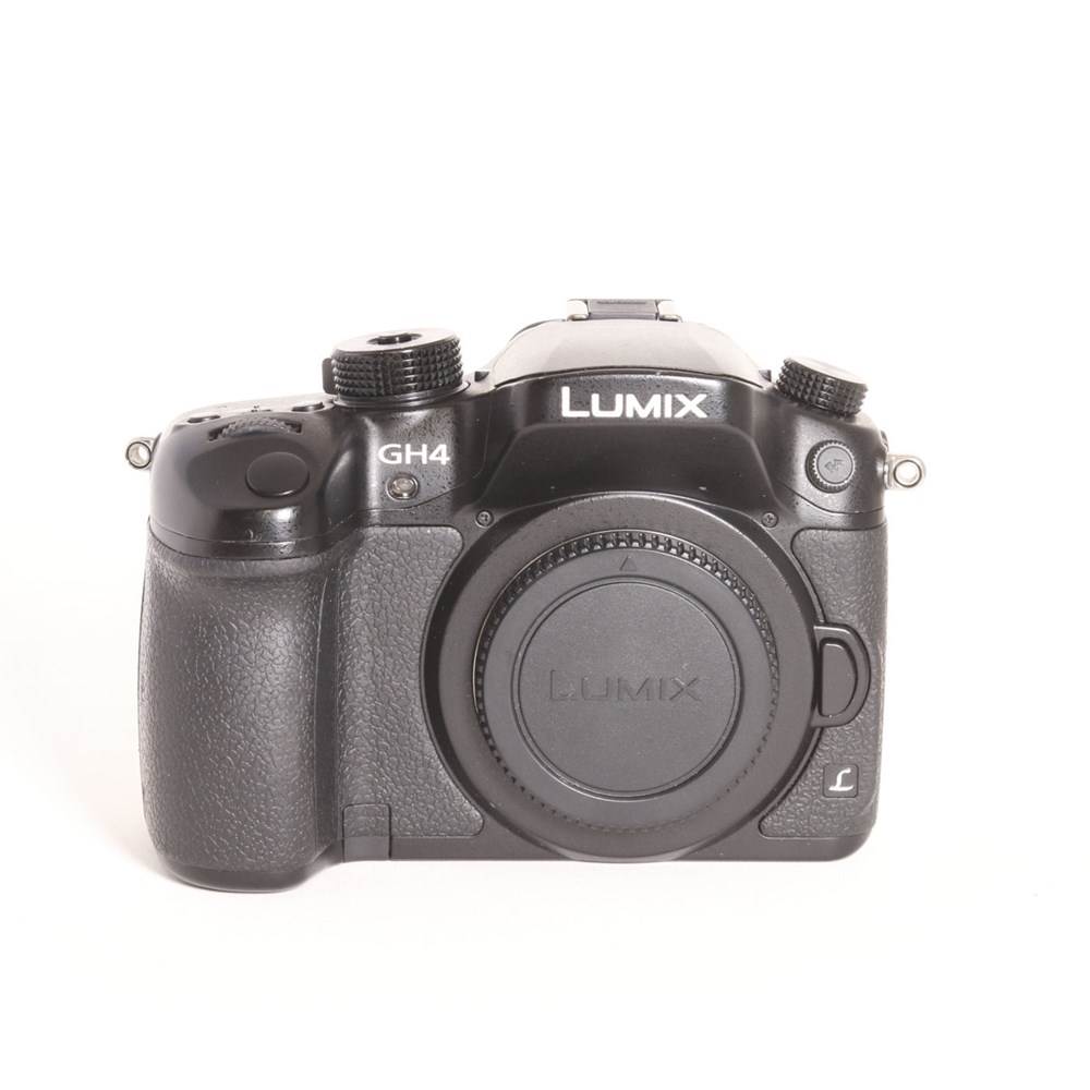 Rent Panasonic GH4 Bundle Lumix G Vario 14-140mm f, Rode Mic + in London  (rent for £88.00 / day, £26.86 / week)