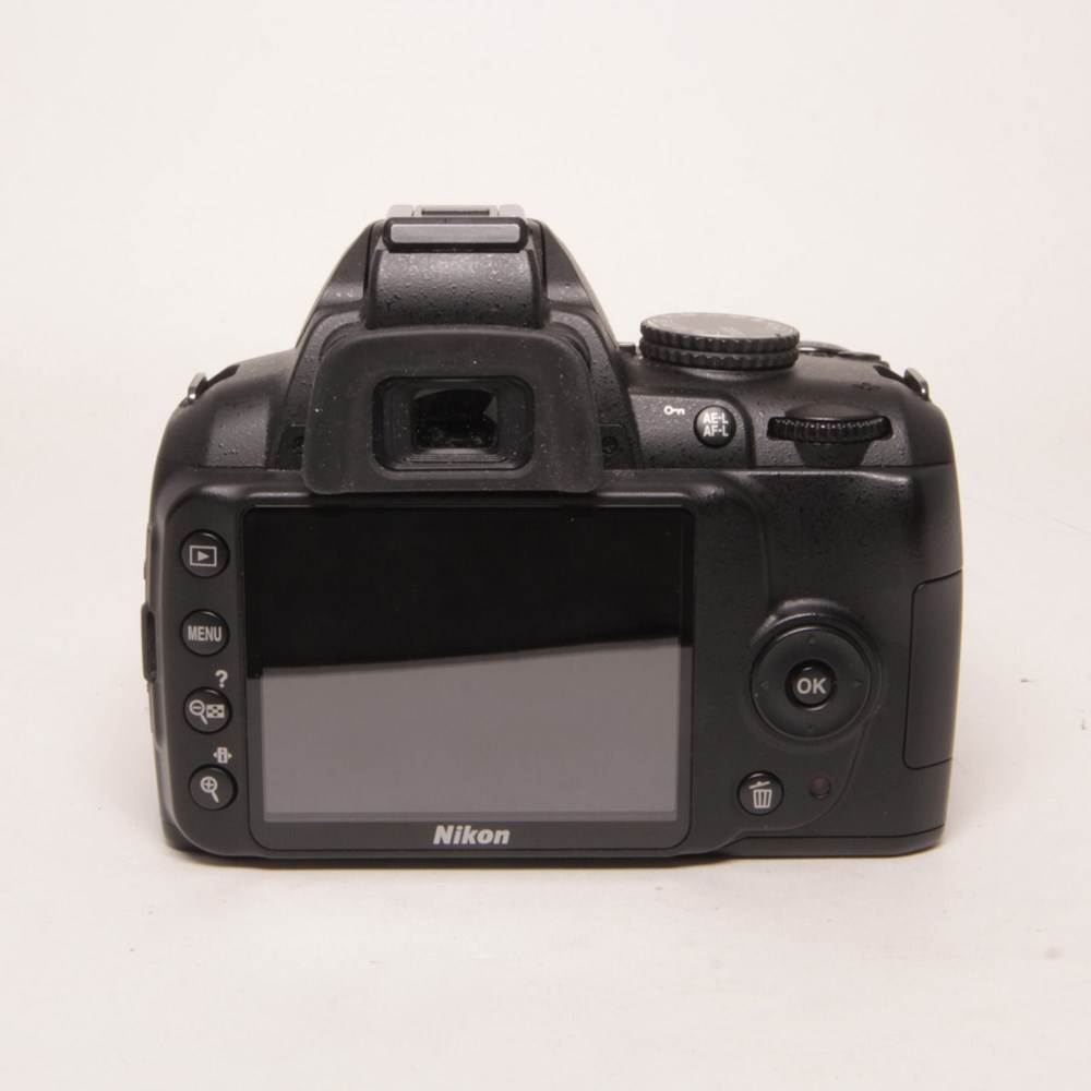 Used Nikon D3000 Park Cameras
