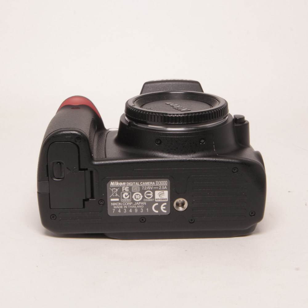 Used Nikon D3000 Park Cameras