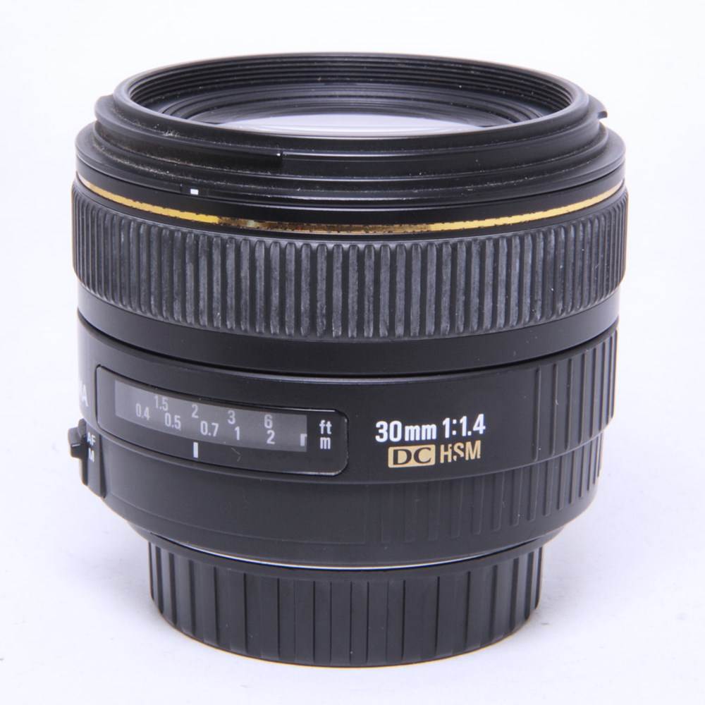 Used Sigma 30mm f/1.4 EX DC HSM - Canon