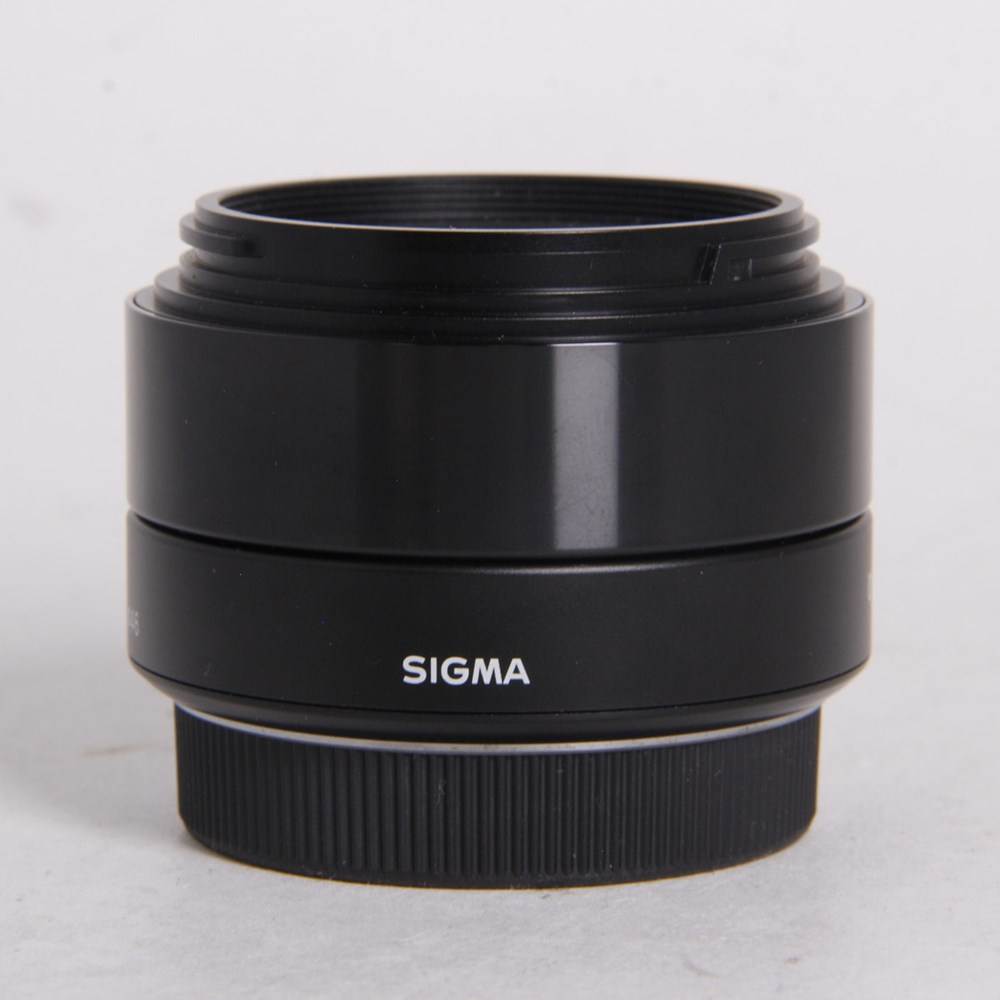 Used Sigma 30mm f/2.8 DN - Micro Four Thirds - Black