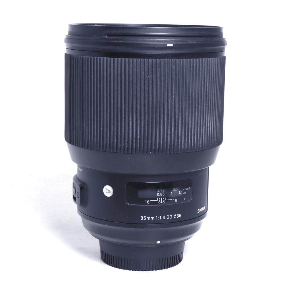 sigma 85mm used