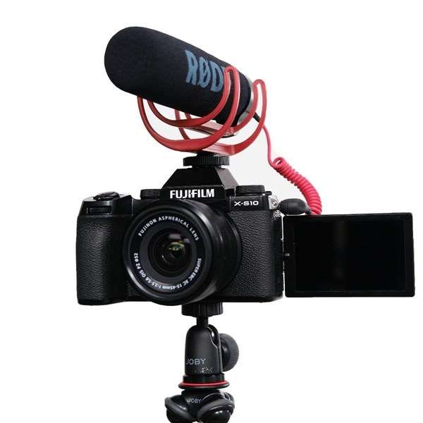 Fujifilm X-S10 with 15-45mm lens Vlogger kit