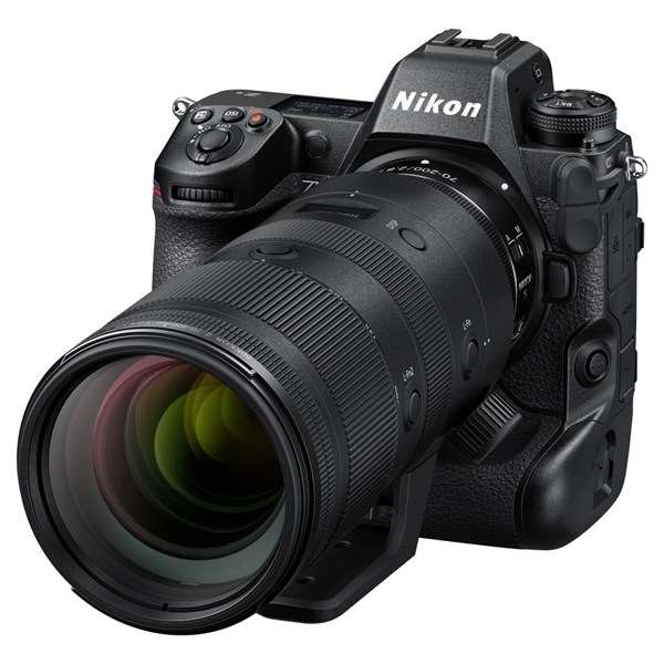 Nikon Z9 Camera with Z 70-200mm f/2.8 VR S Lens Kit