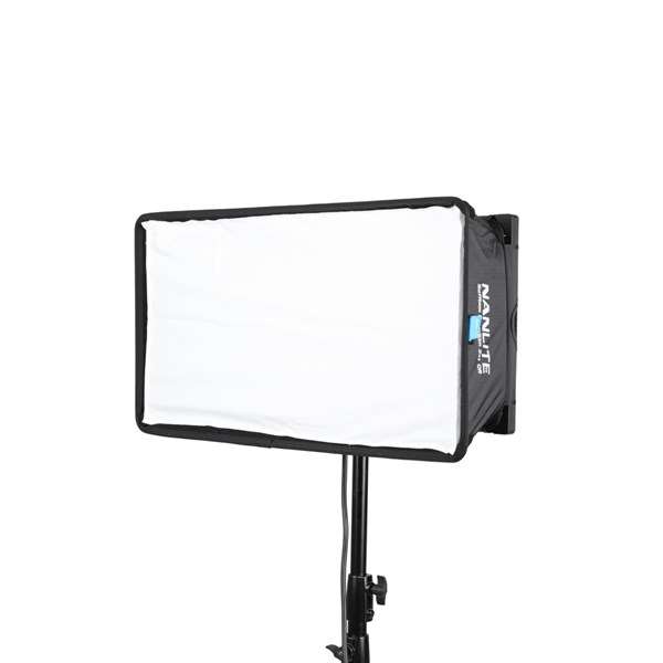 Nanlite PavoSlim 120B KIT with Quick Release Softbox & Clamp