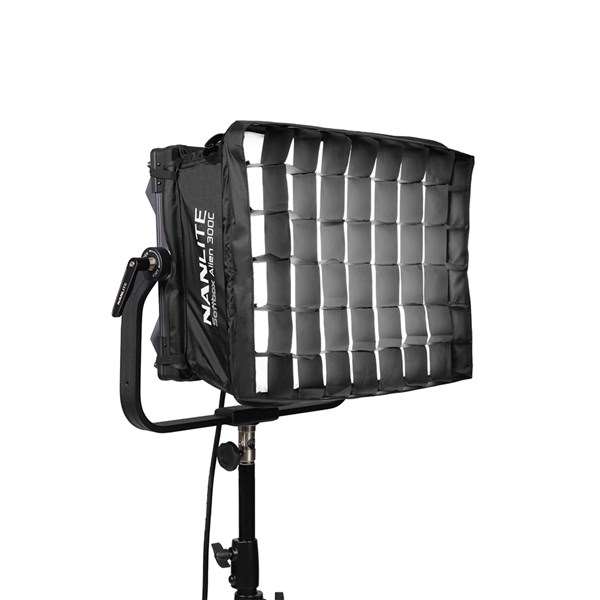 Nanlite Softbox with Eggcrate for Alien 300C