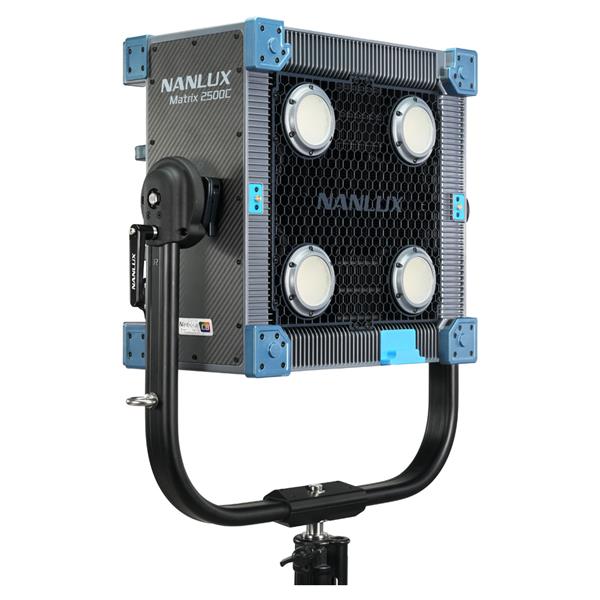 Nanlux Matrix 2500C with Flight Case