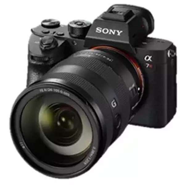 Sony a7 IV with FE 24-105 G f4 Camera lens kit