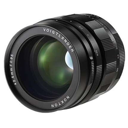 Voigtlander 42.5mm f/0.95 Nokton Aspherical Lens Micro Four Thirds