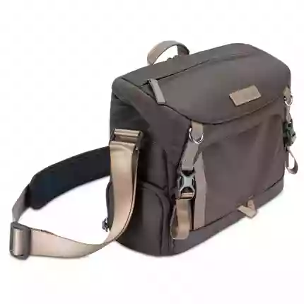 Vanguard VEO GO 34M KHAKI Shoulder Bag for Mirrorless Cameras with Internal Tri