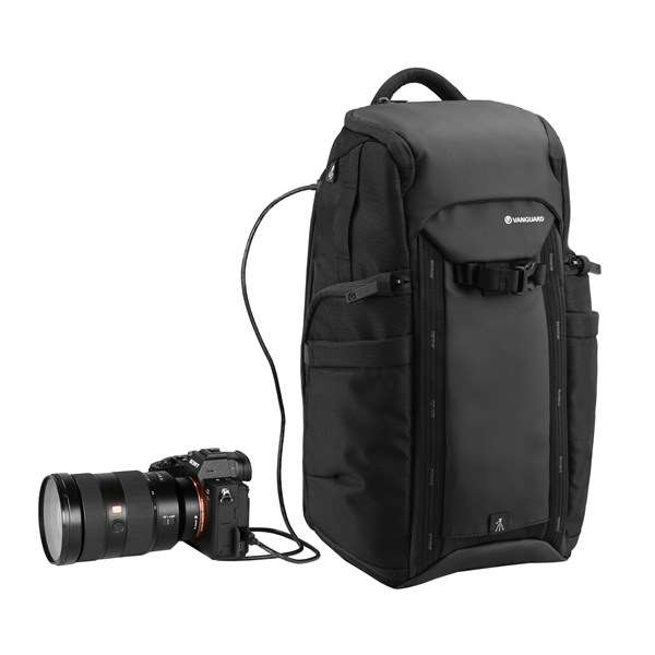 Vanguard VEO Adaptor S41 BK Backpack with USB Port Side Access